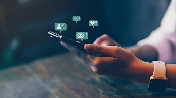 想找人聊天应该去那个APP？